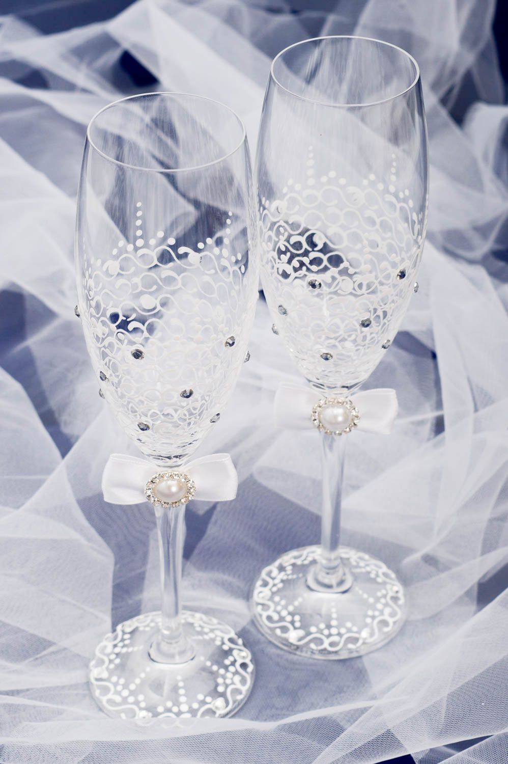 Свадебные бокалы ручной работы свадебные фужеры красивые бокалы с лентами фото 1