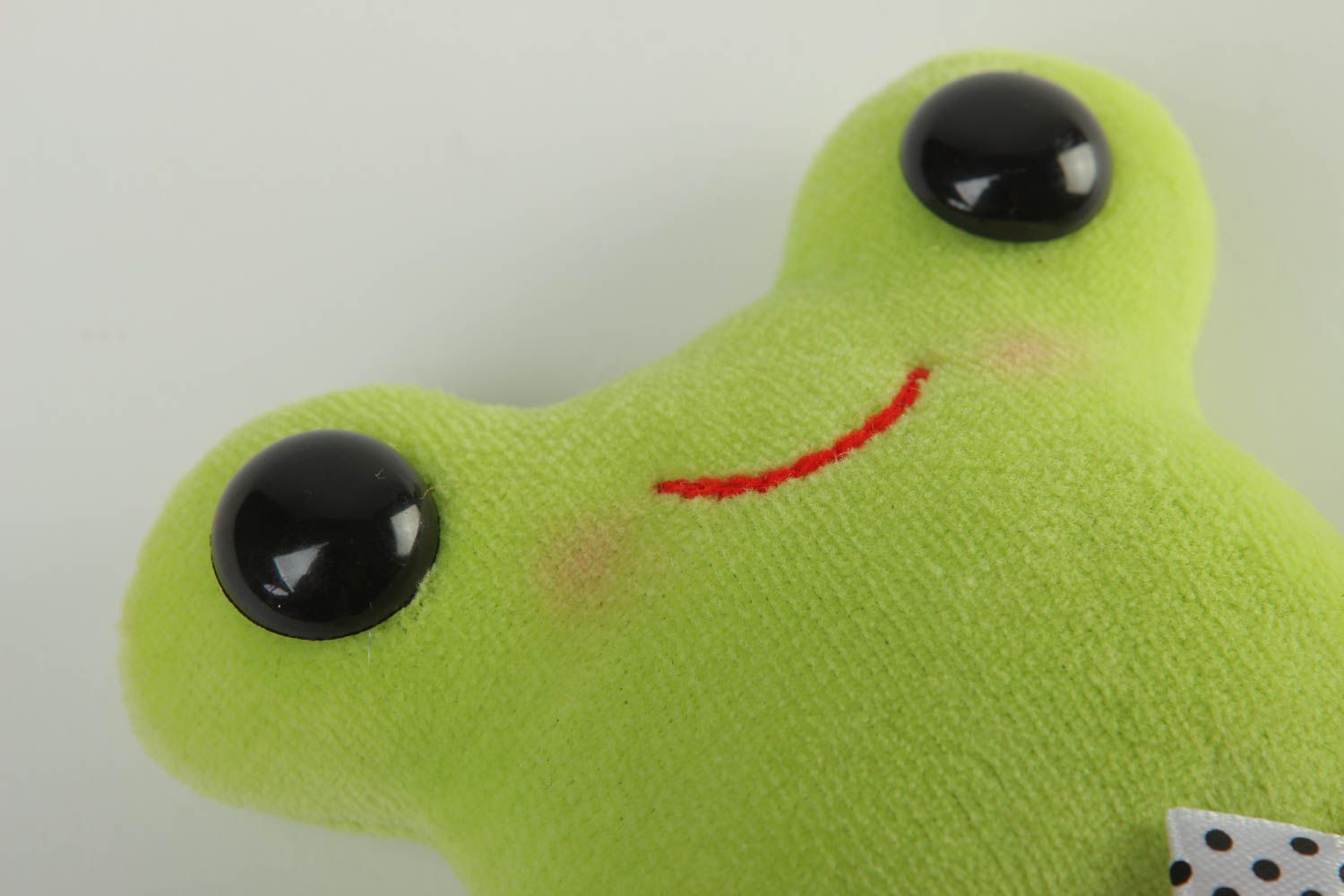 Игрушка ручной работы подарок на новоселье зеленая лягушка мягкая игрушка фото 2