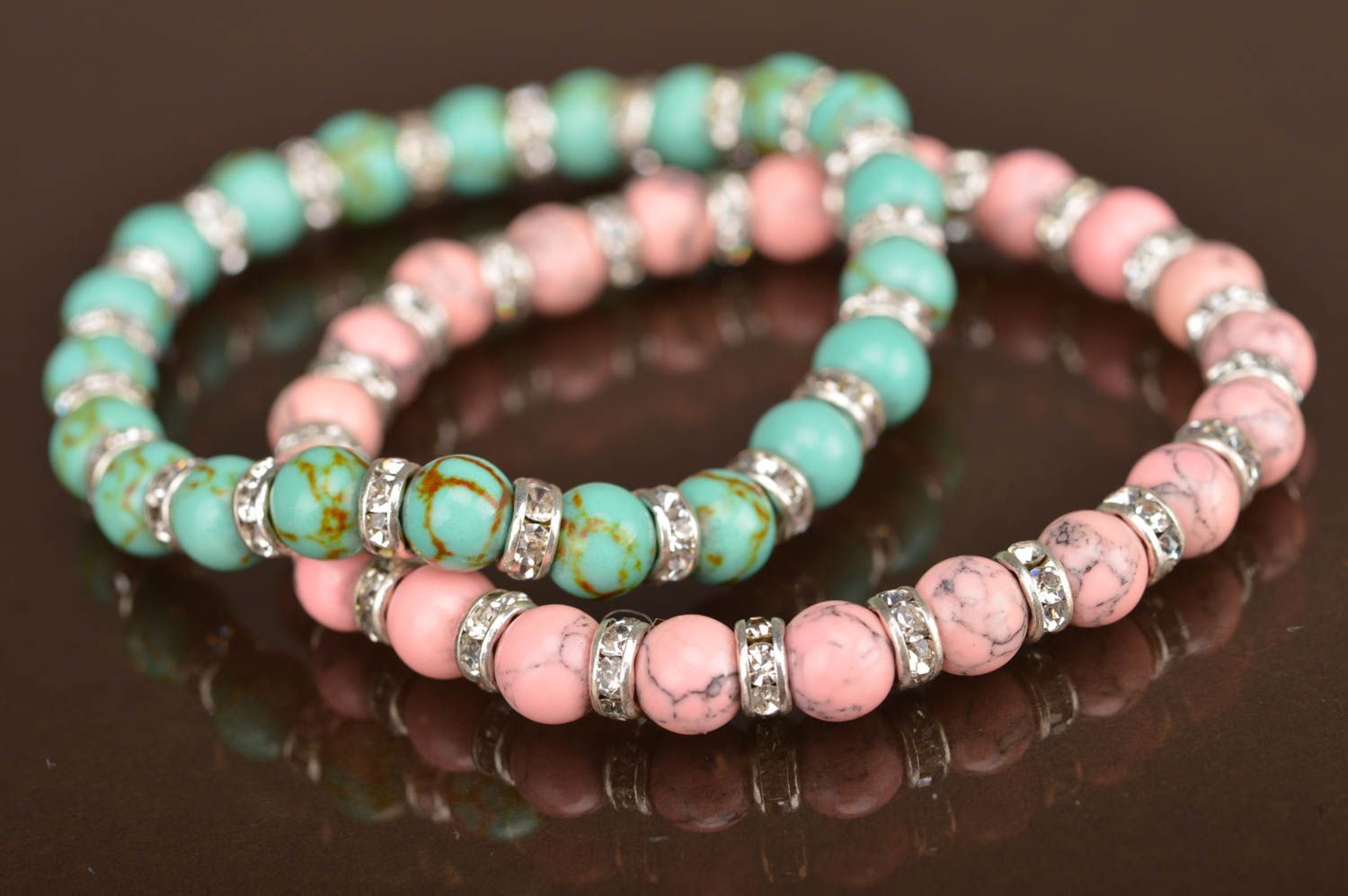 Handmade set of cute bracelets with beads pink and green 2 accessories photo 3