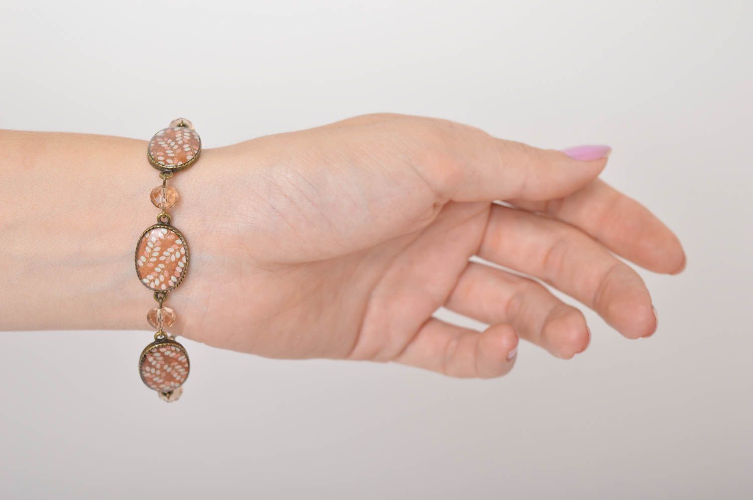 Bracelet en métal Bijou fait main Accessoire femme Idée cadeau original photo 5