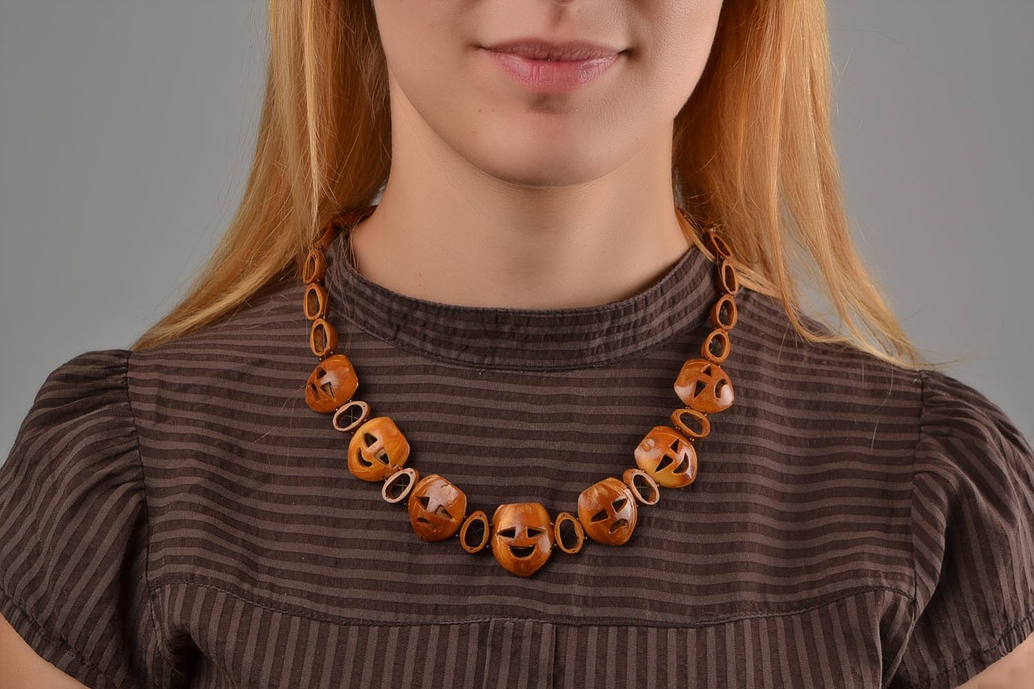Handmade bead necklace wooden jewelry fashion necklace birthday gift for girl photo 1