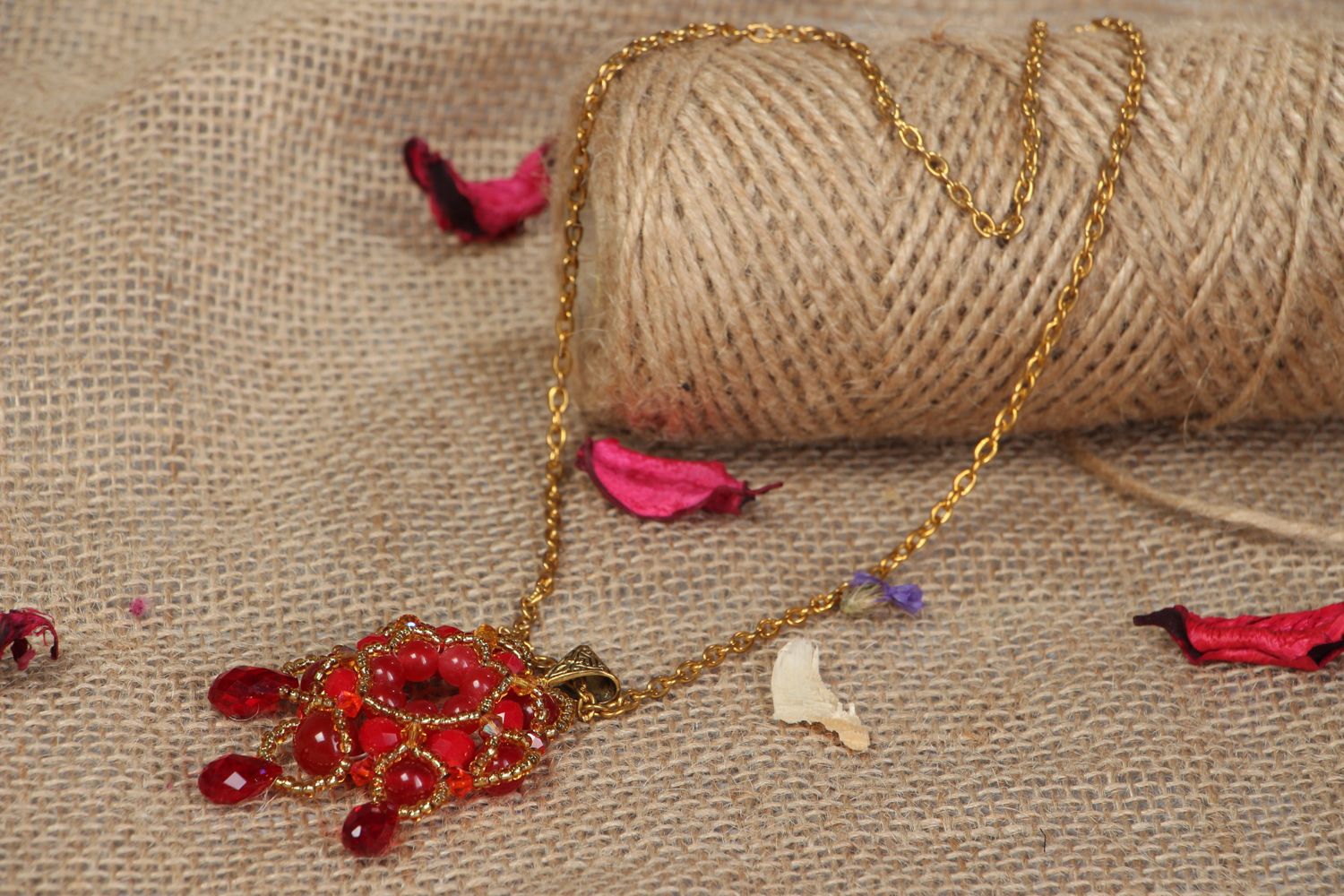 Handmade beaded pendant with natural stones photo 5