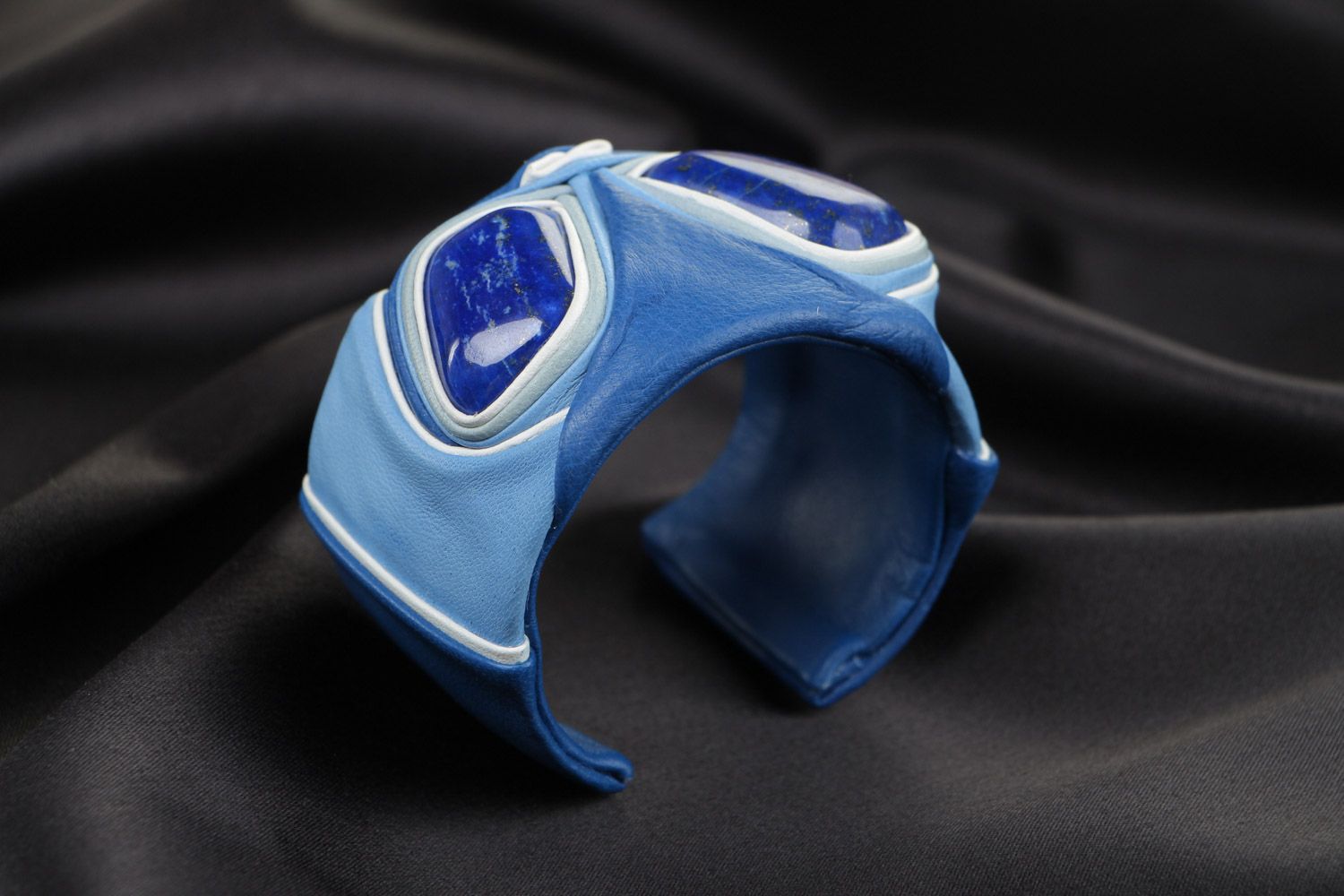 Handmade genuine leather broad wrist bracelet of blue color with lazuli stone photo 1