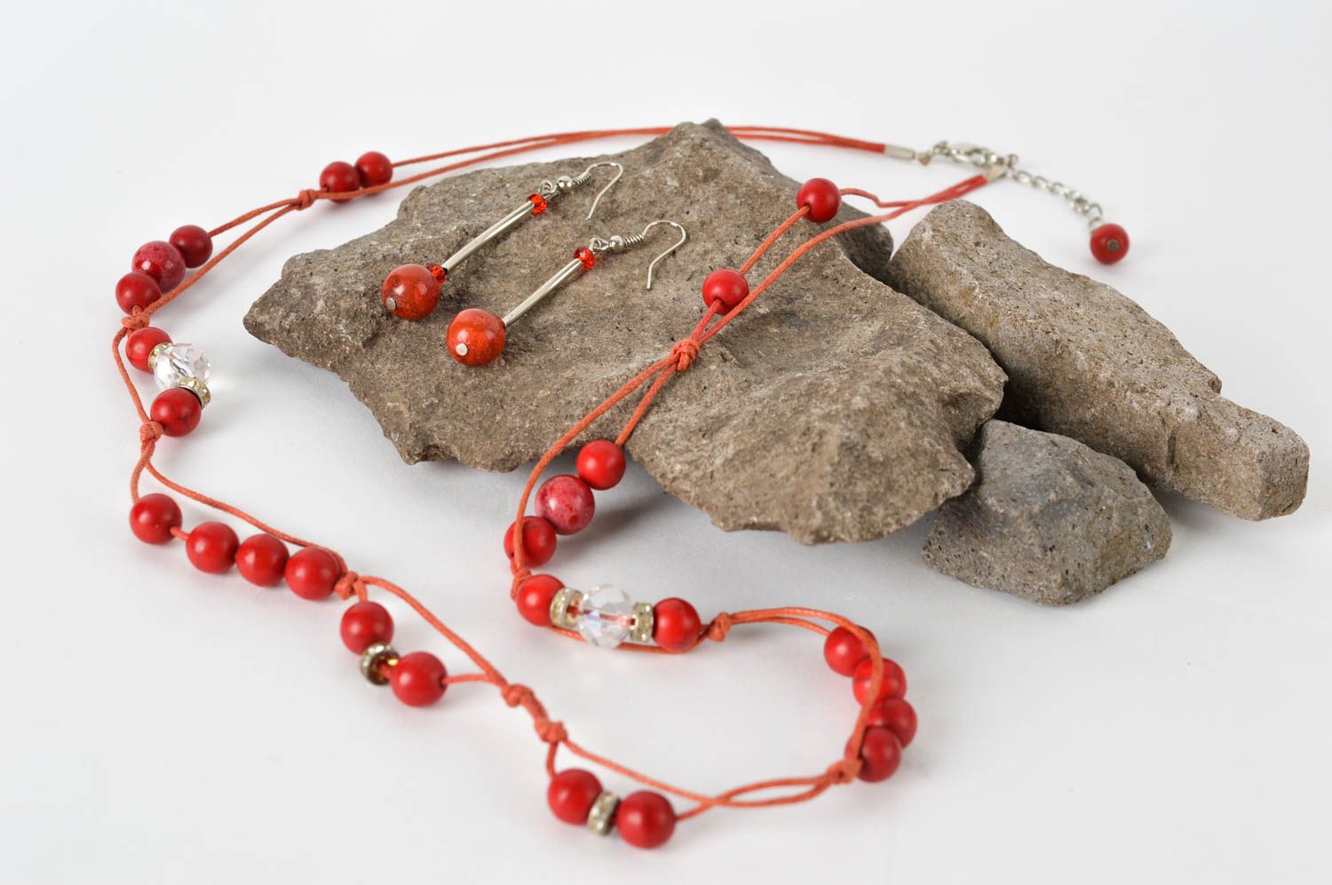 Handmade Schmuck Set in Rot lange Ohrringe Damen Collier aus echtem Stein foto 1