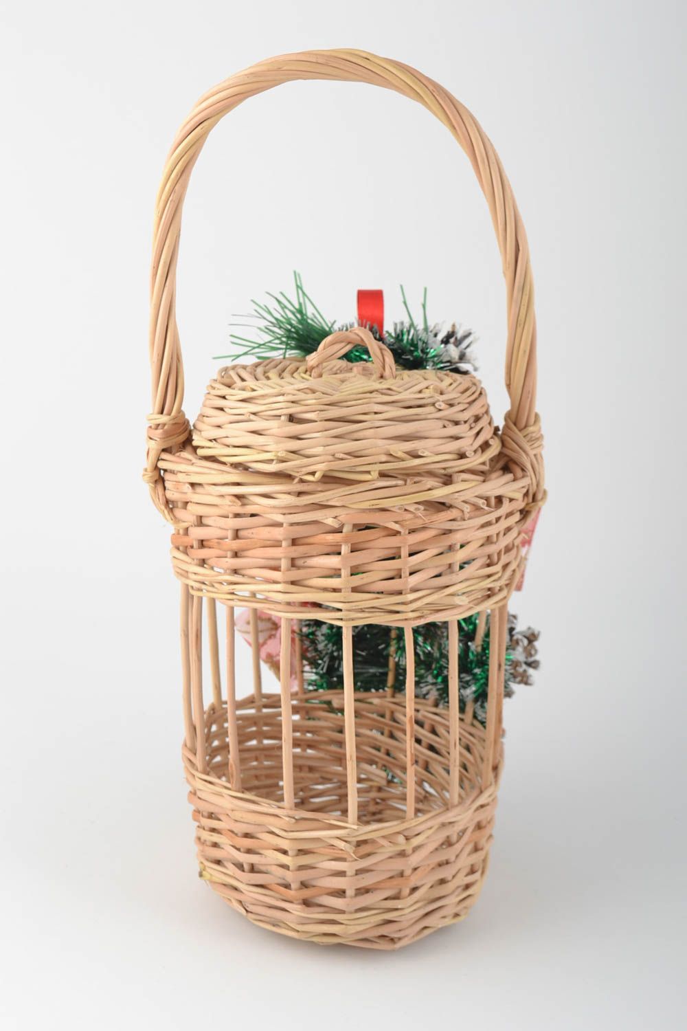 Handmade woven basket for blessing of water with lid decorated with cones photo 3