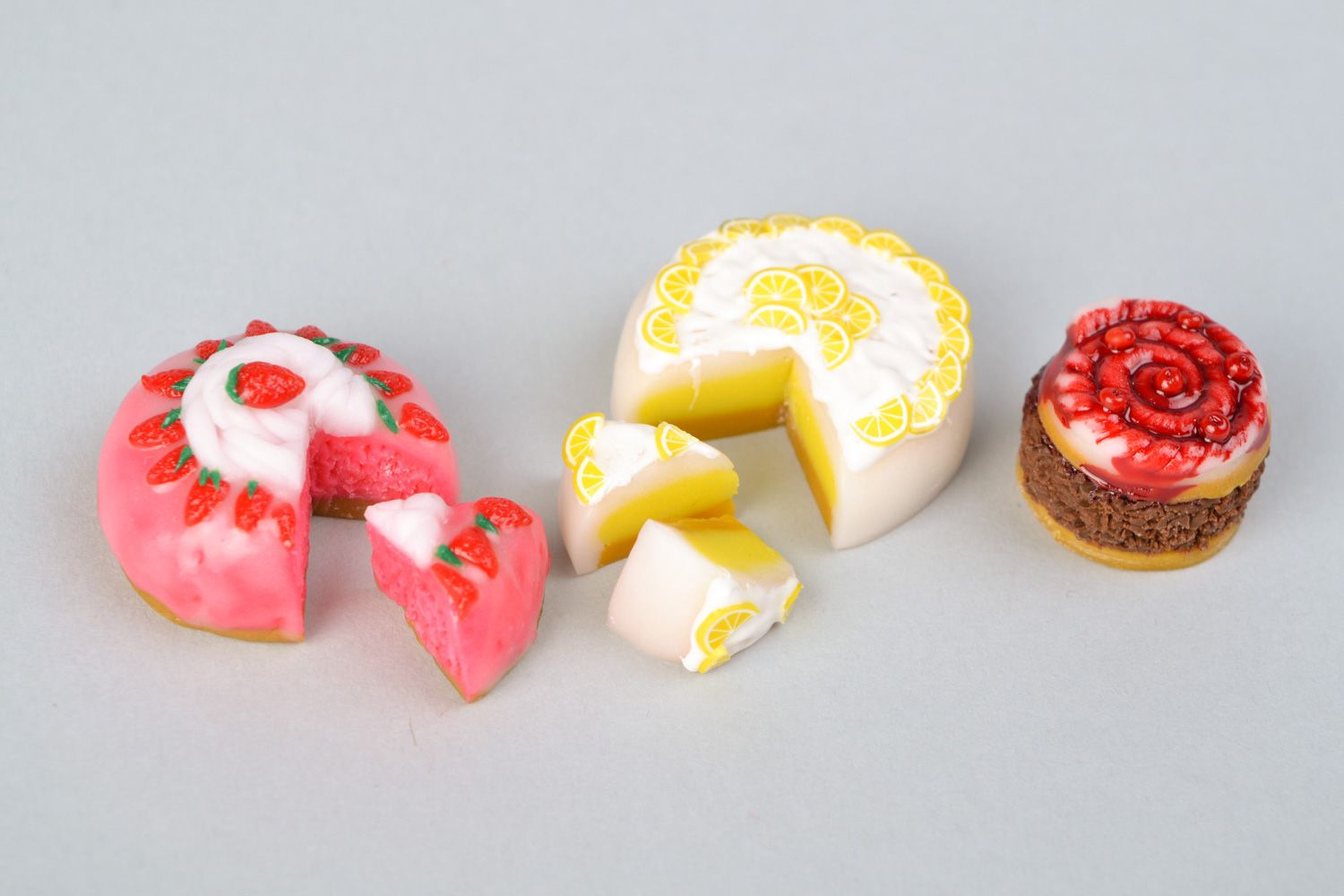 Handmade accessories for dolls miniature polymer clay food cakes  photo 4