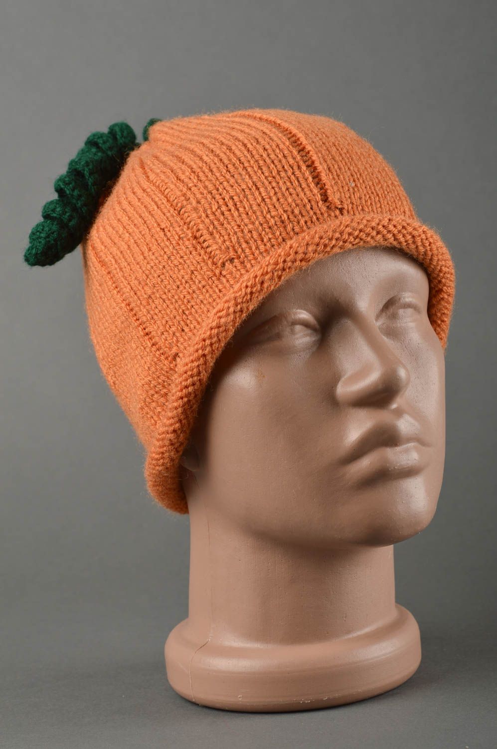 Bonnet au crochet fait main Chapeau tricot citrouille design Vêtement enfant photo 1