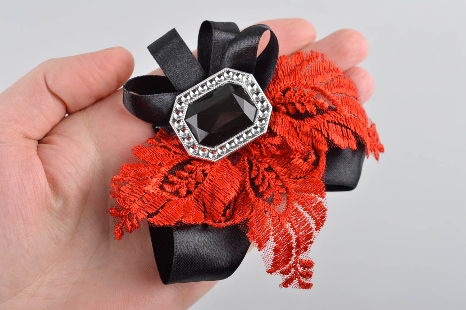 Designer brooch handmade pin accessory unusual beaded brooch accessory for dress photo 5
