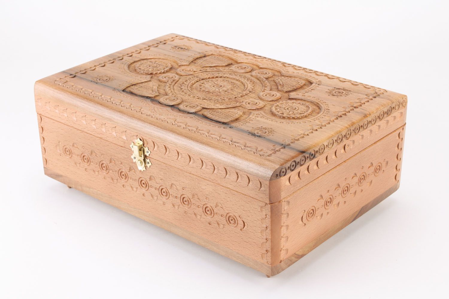 Large carved box photo 3