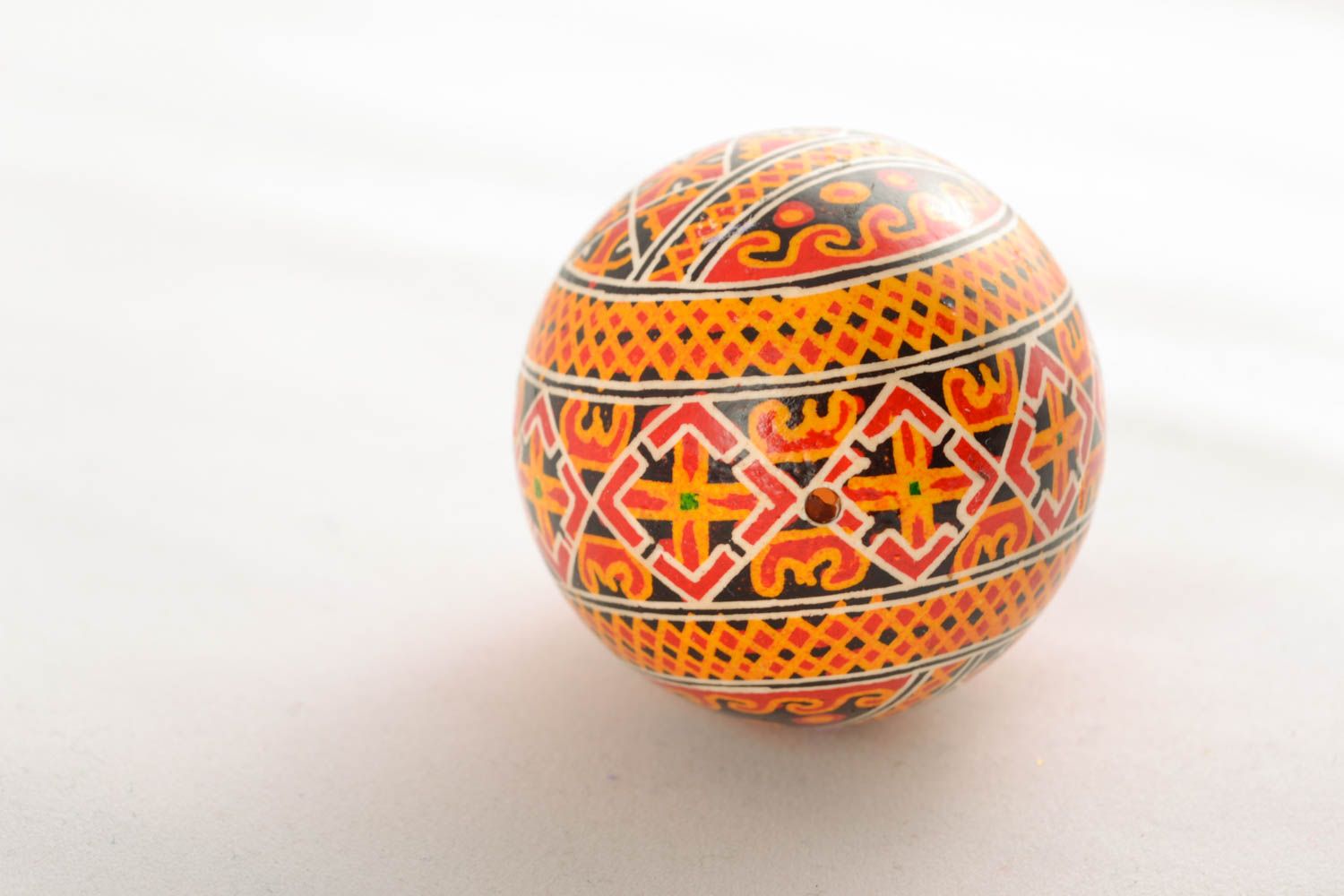 Painted Easter egg photo 1