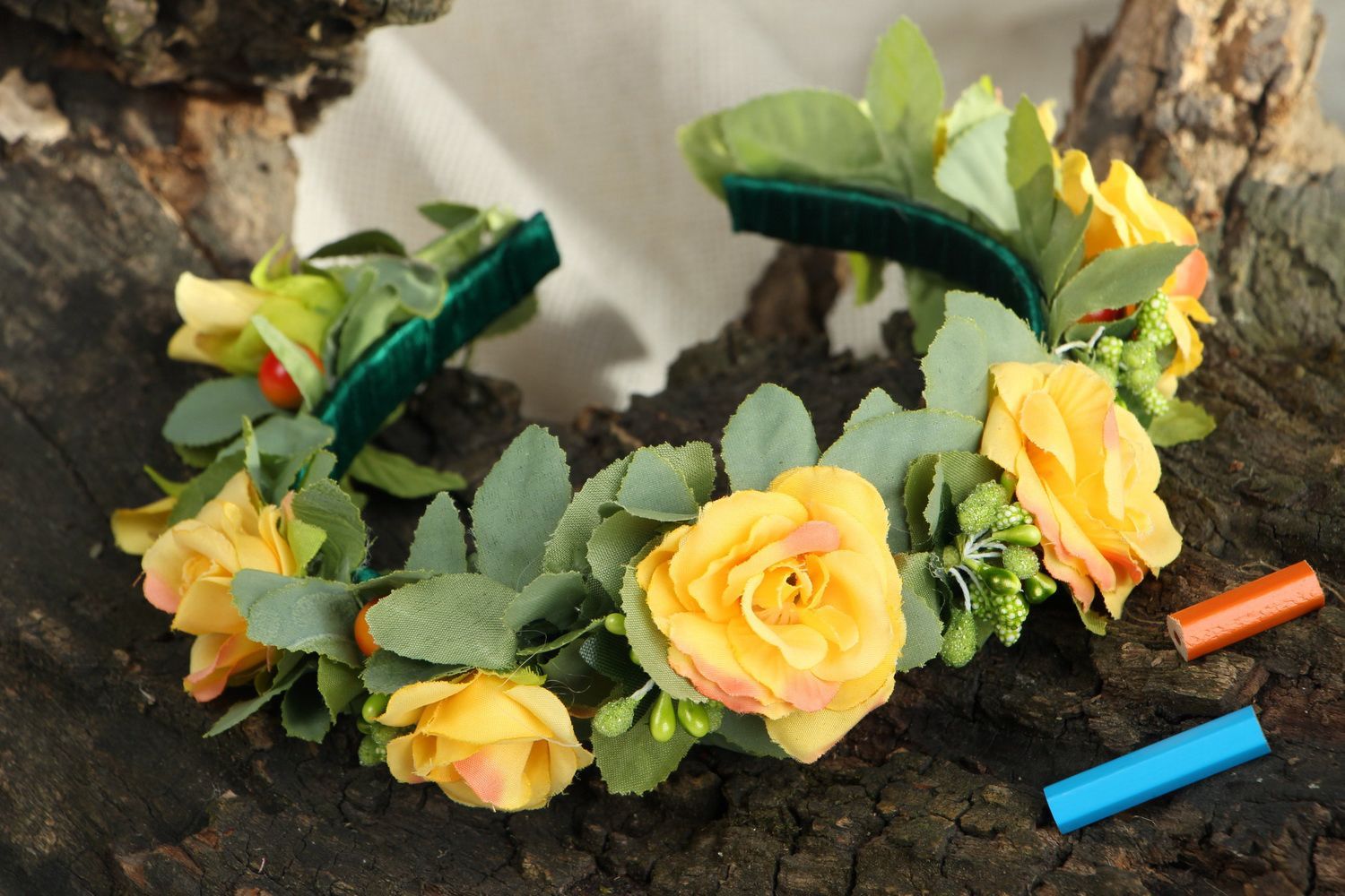 Serre-tête fleurs avec roses jaunes Diana photo 1