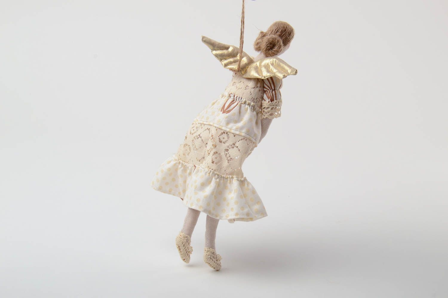 Petite poupée en tissu de lin et toile de coton faite main décorative ange  photo 3