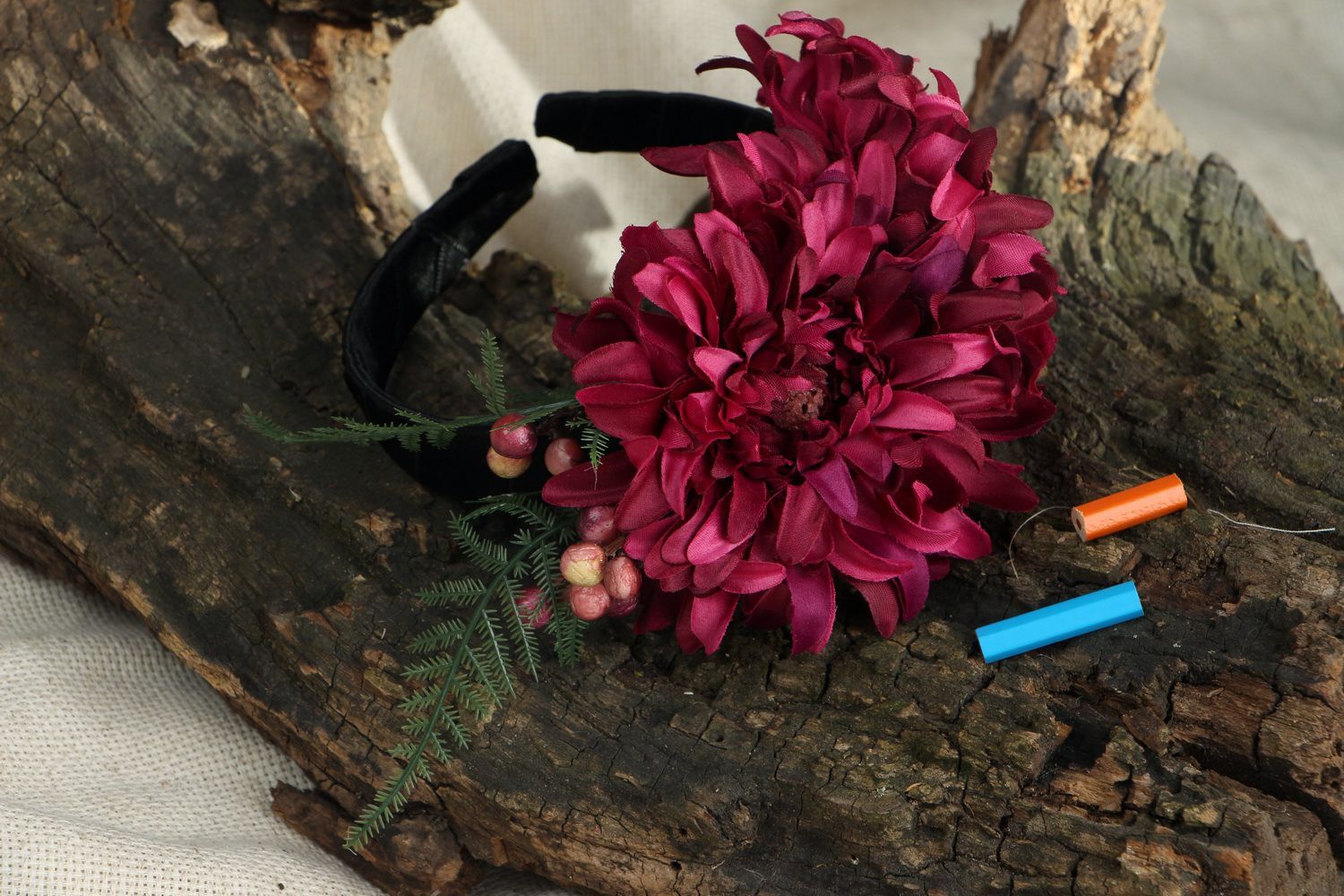 Handmade Haarreif mit Blumen Kirschbraune Chrysanthemen foto 5