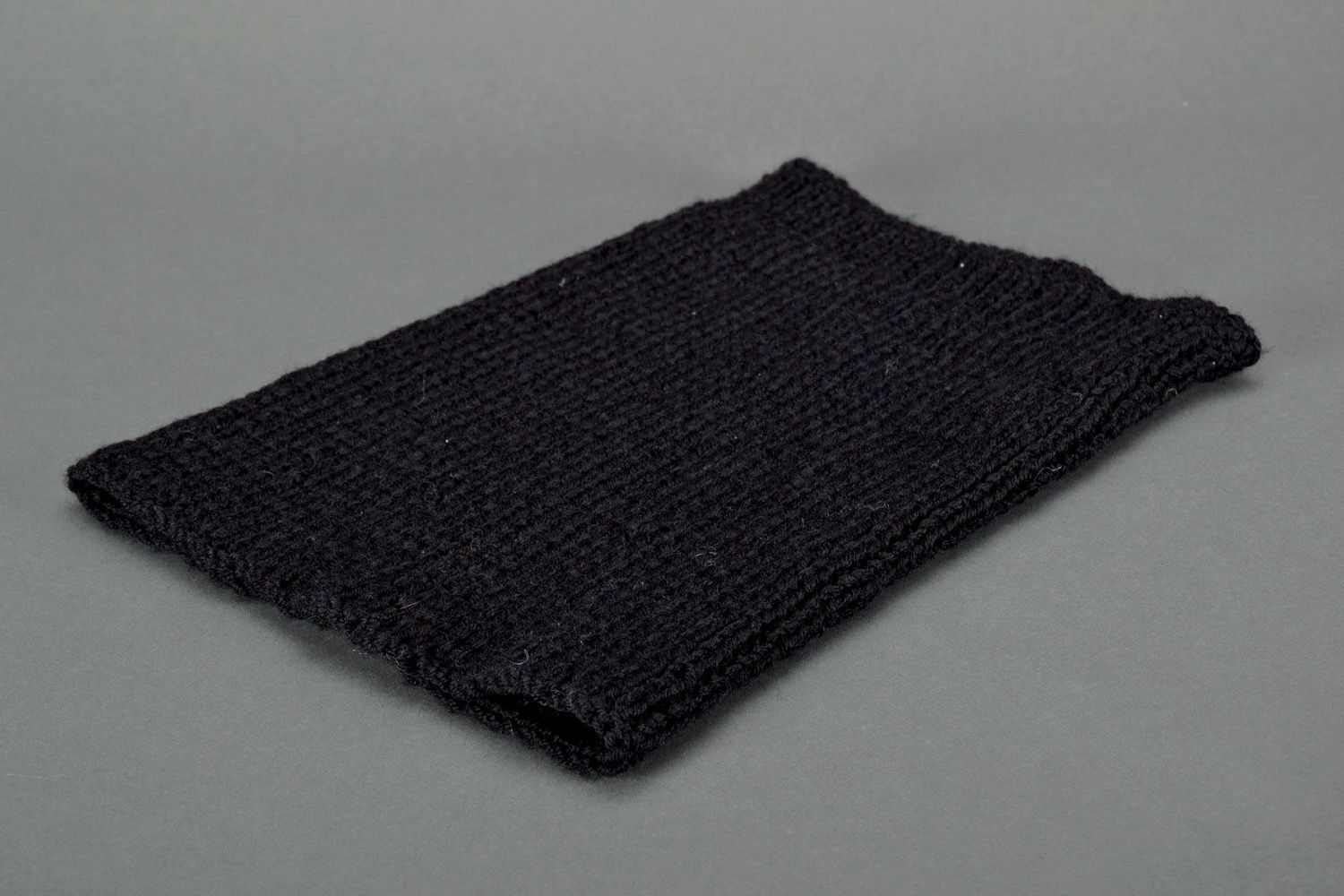 Snood tricoté en laine noire original photo 4