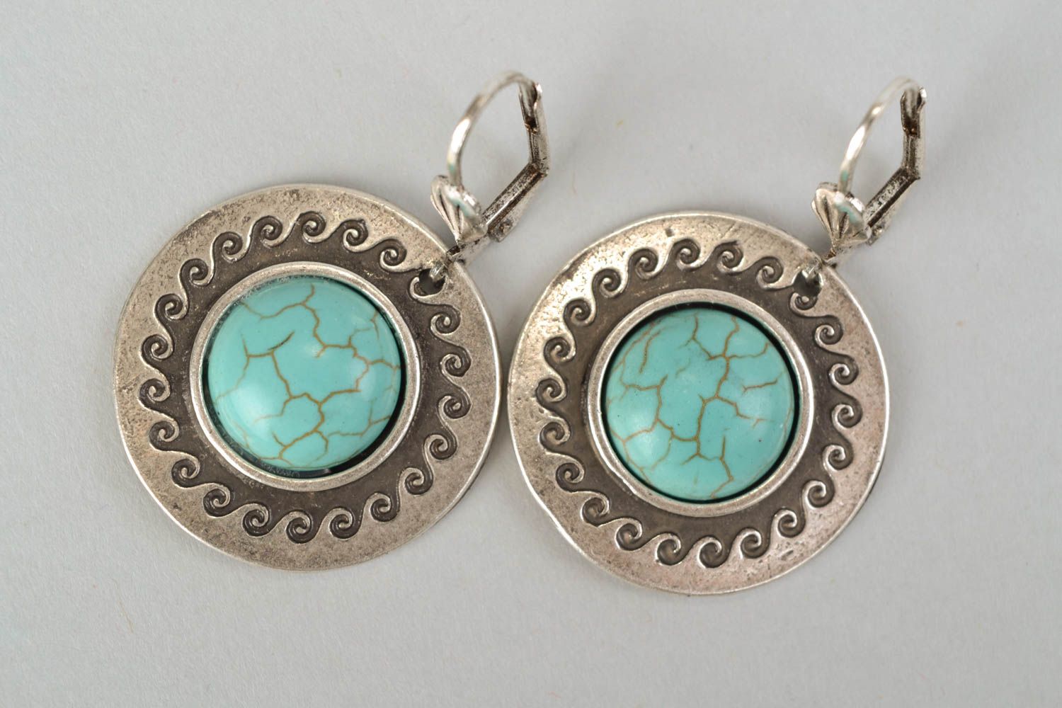 Round metal earrings with turquoise photo 3