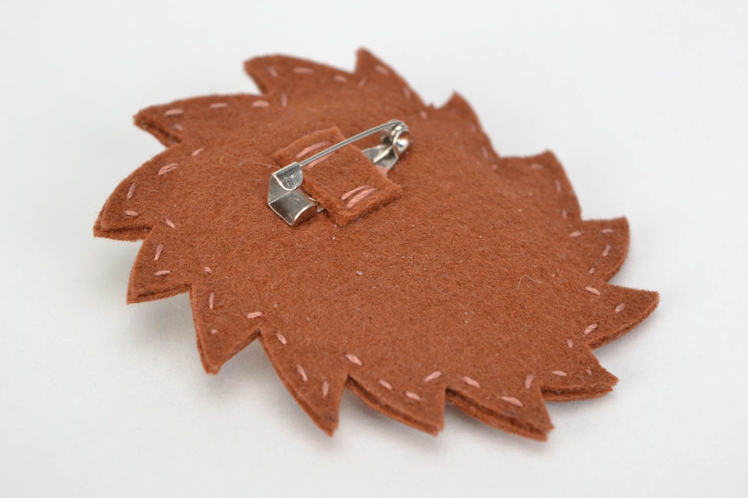 Nice handmade felt brooch in the shape of hedgehog for children photo 4