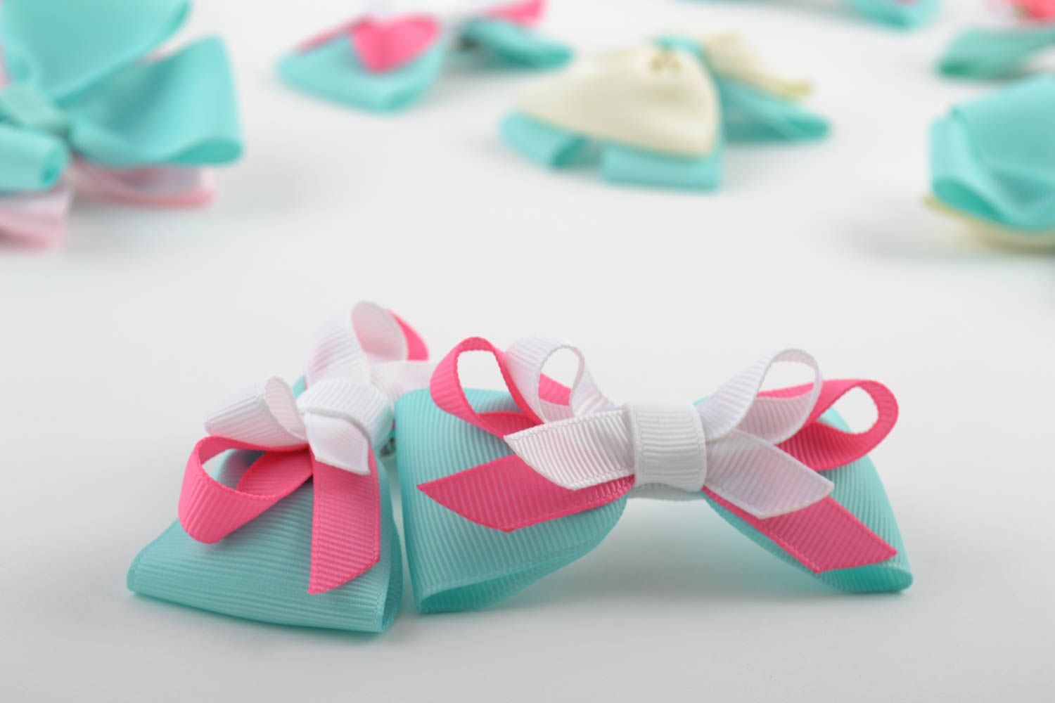 Set of 2 bows for girls handmade hair accessories handcrafted jewelry hair bows photo 1