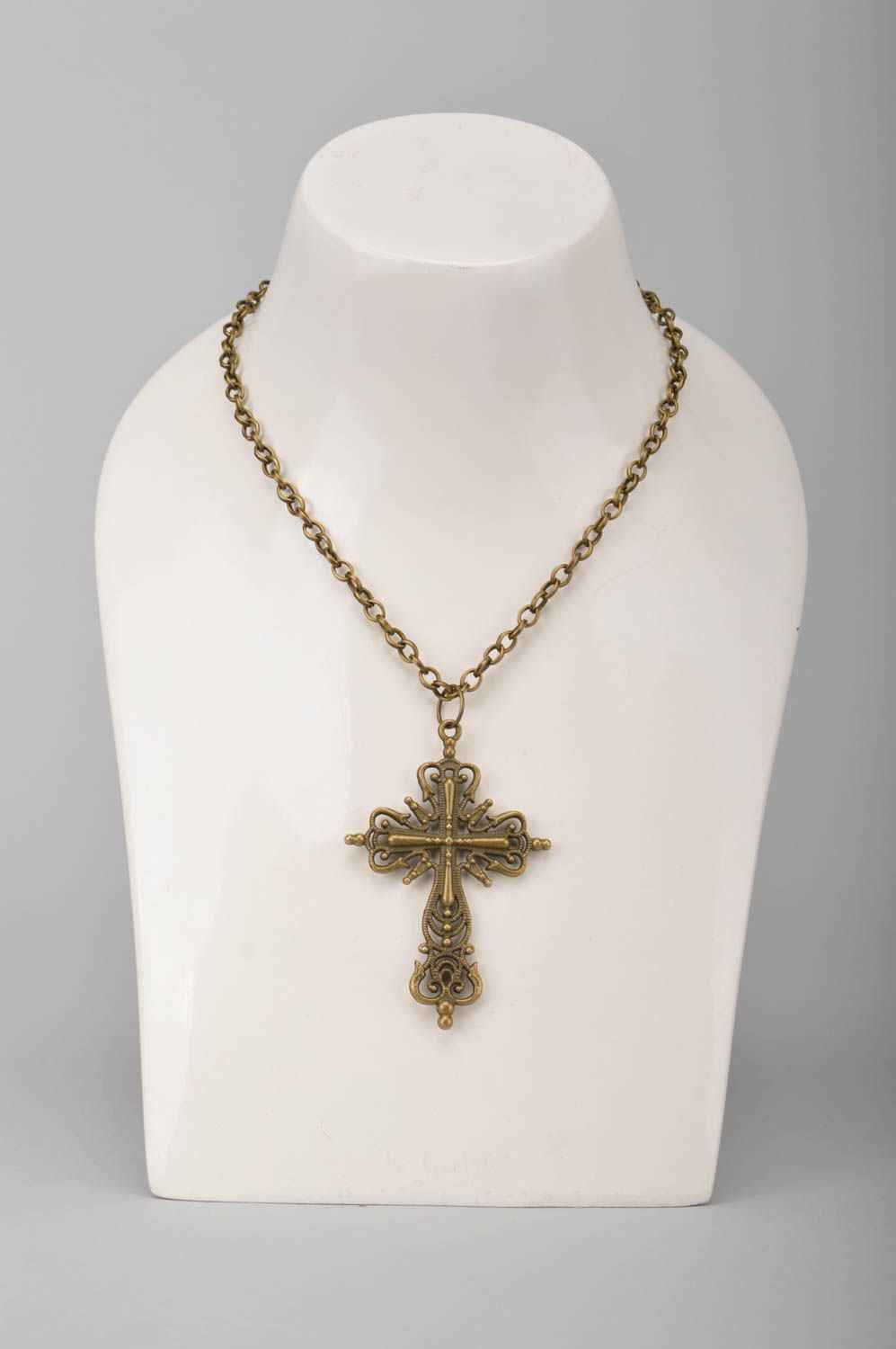 Pendentif croix Bijou fait main grand métal couleur bronze Accessoire femme photo 2