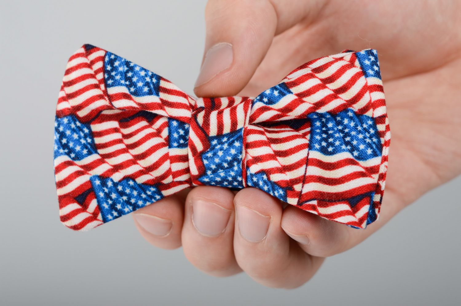 Текстильный галстук-бабочка самовяз с американским флагом фото 3