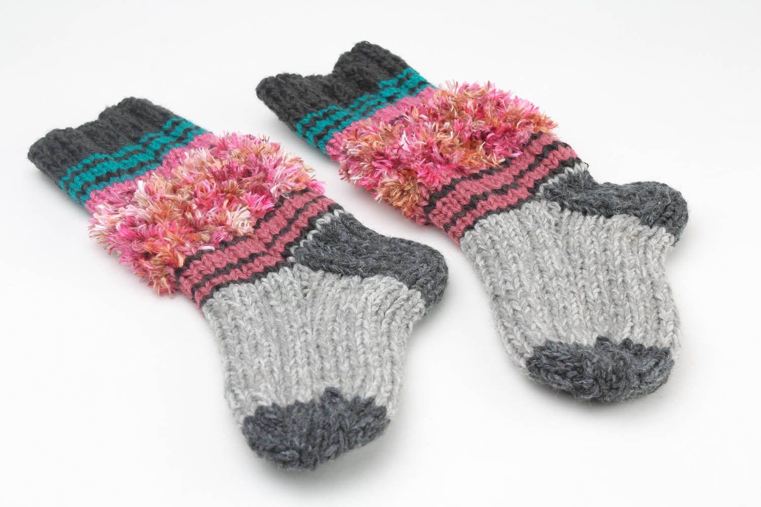 Knitted socks photo 2