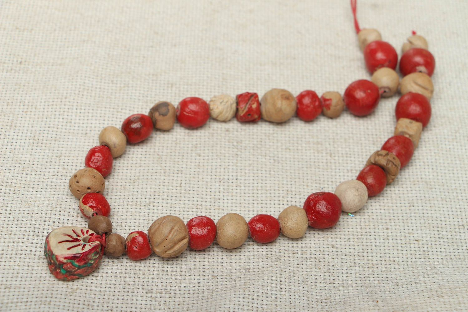 Ethnic bead necklace photo 1