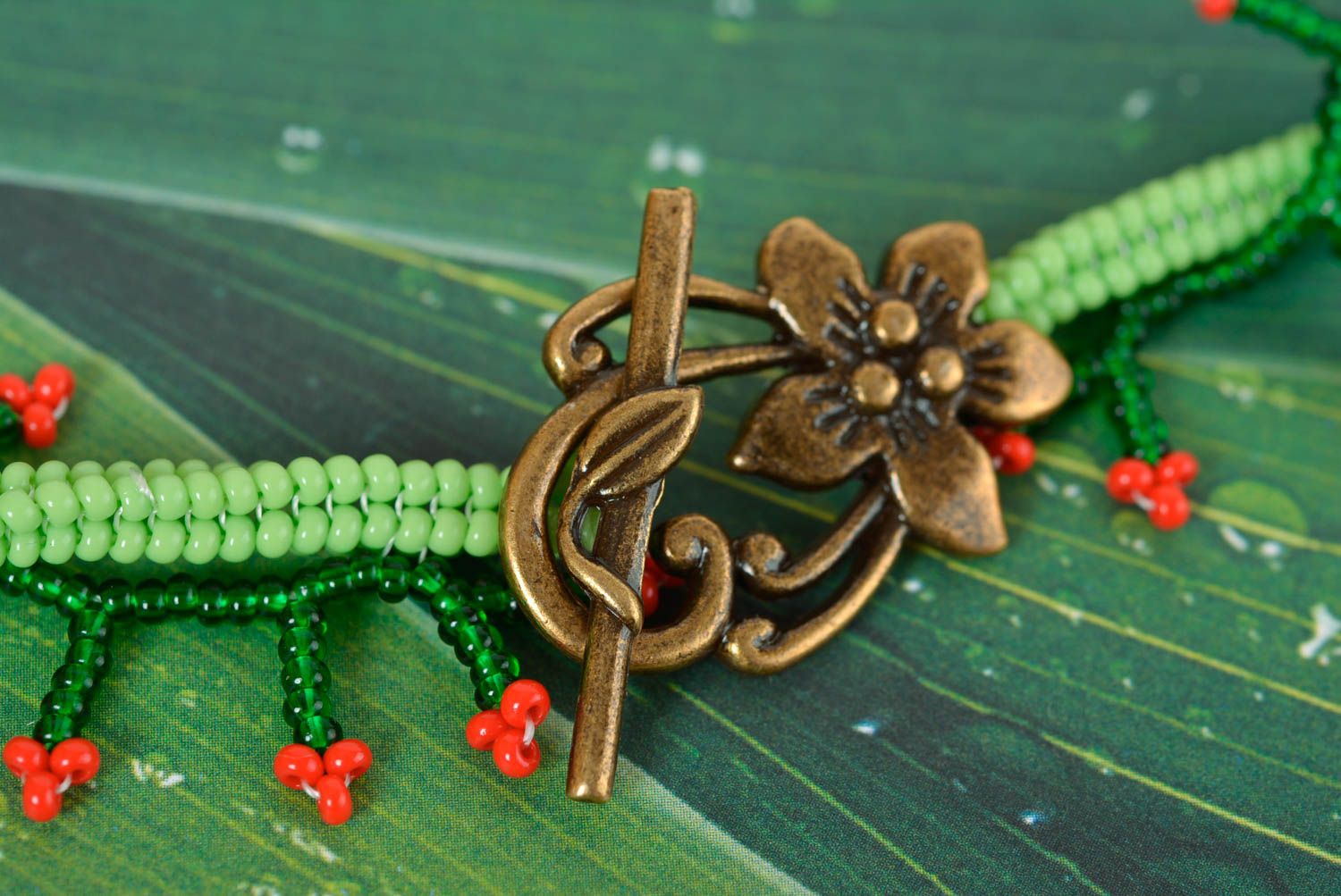Ожерелье из бисера колье ручной работы цветочное украшение на шею для девуш...