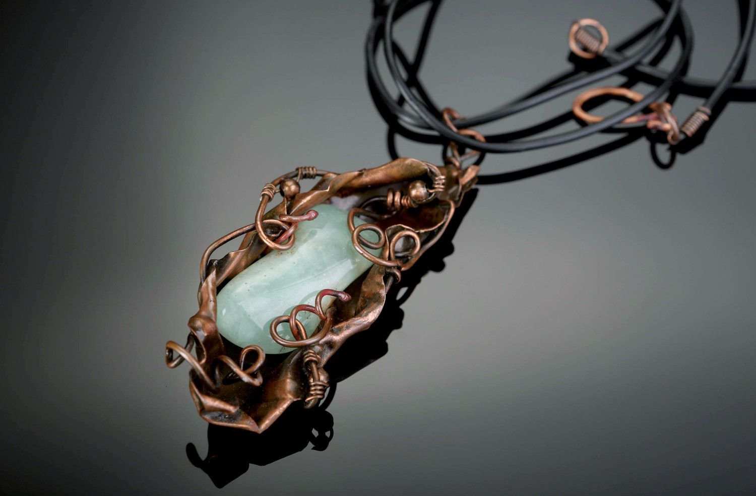 Pendant with chrysoprase Fulfillment of Wishes photo 1