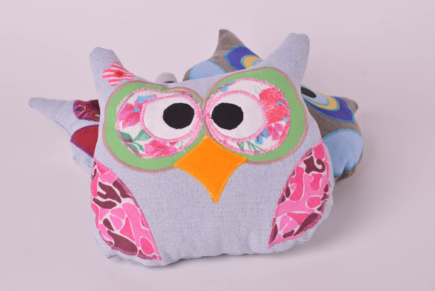 Игрушка-подушка хэнд мэйд детская игрушка диванная подушка сова яркая красивая фото 1