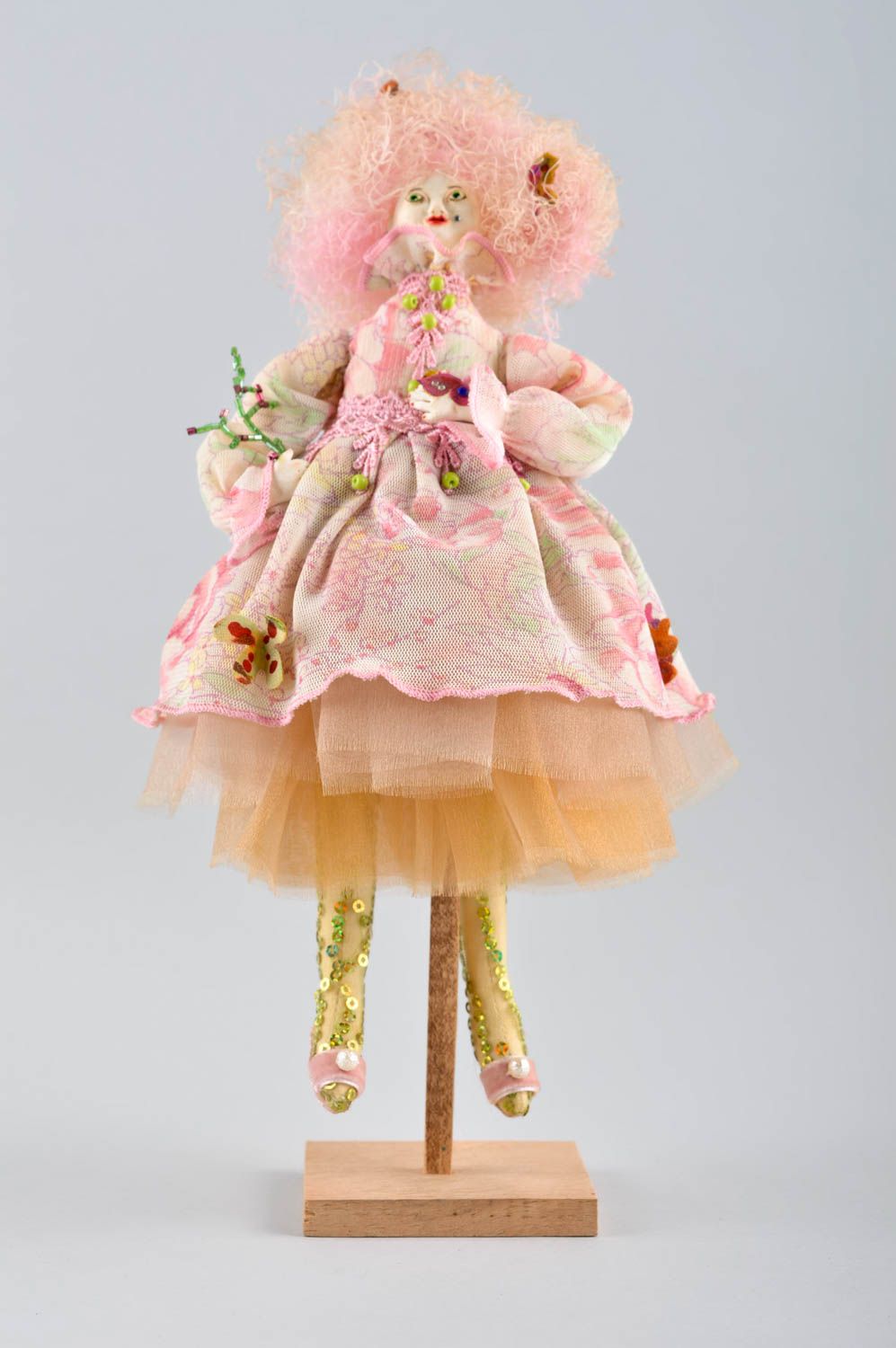 Poupée originale Jouet fait main textile en robe rose Cadeau pour fille photo 1