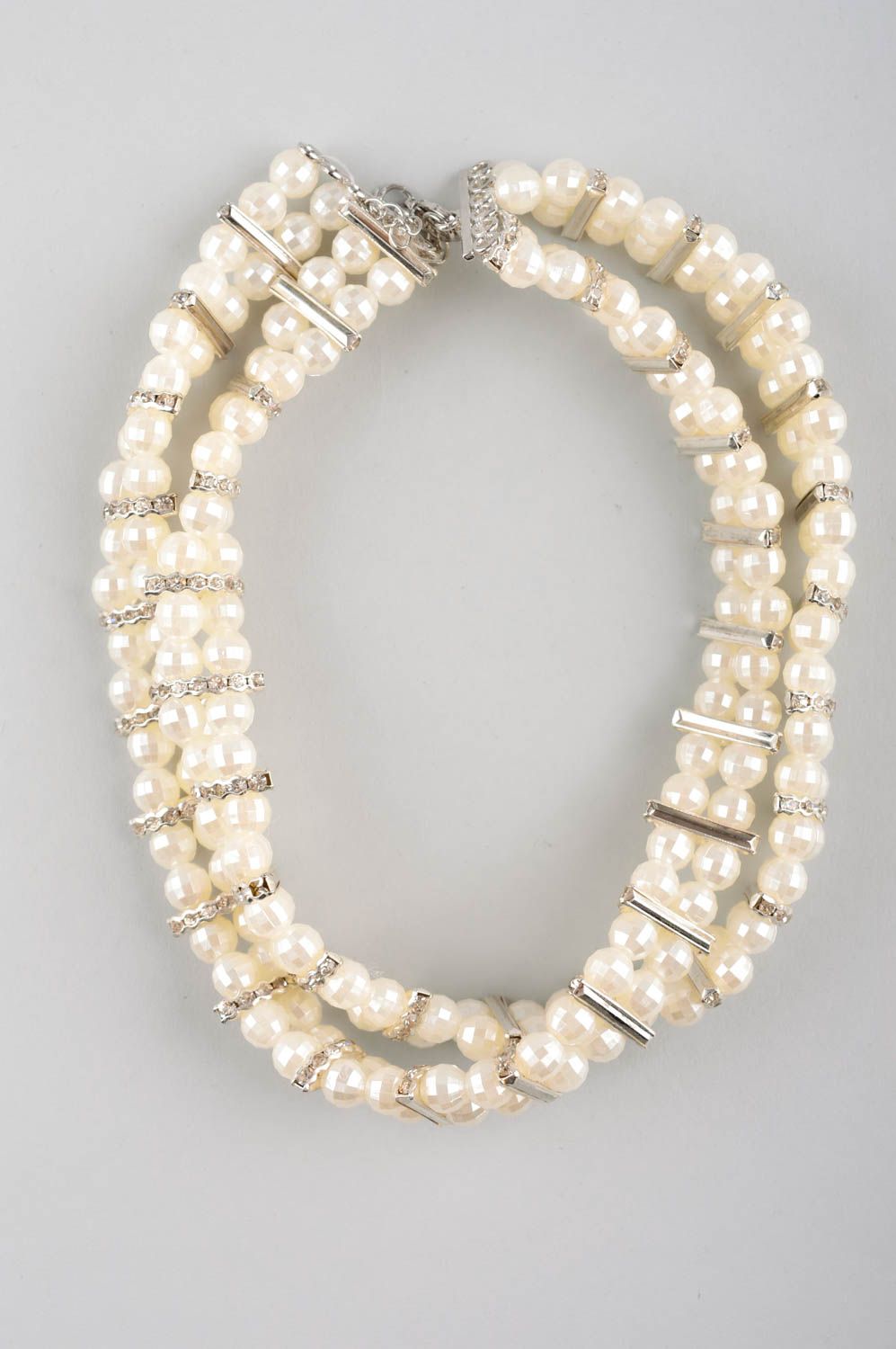 Collier blanc Bijou fait main en perles à facettes et strass Cadeau femme photo 2