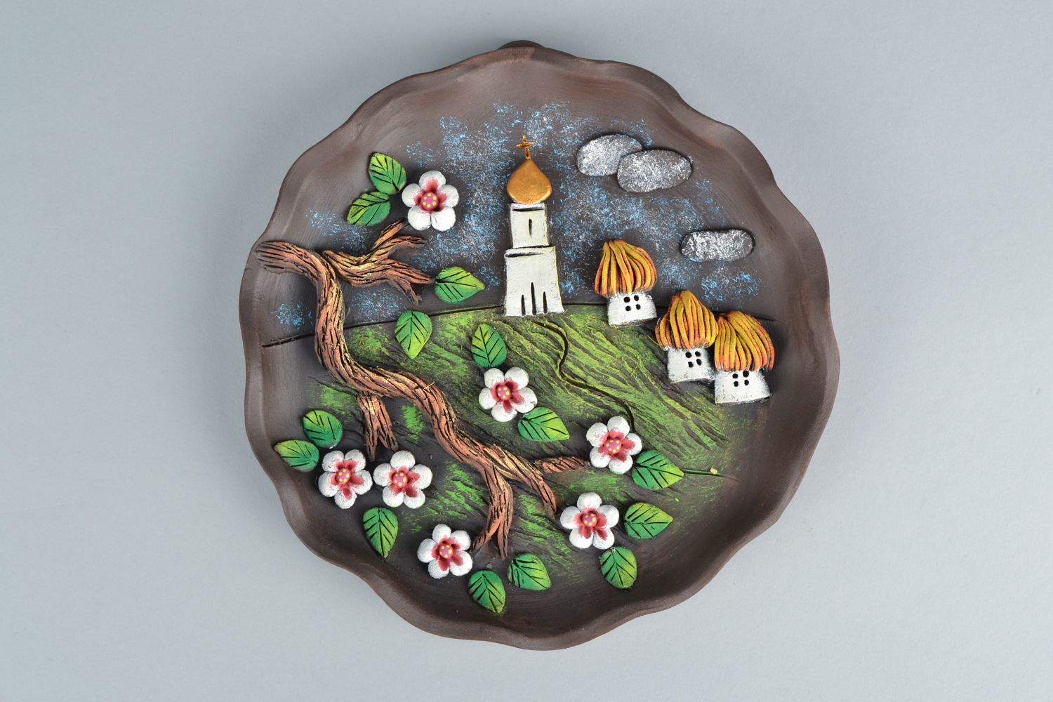 Assiette décorative murale ronde en céramique Cerisier en fleurs faite main photo 1