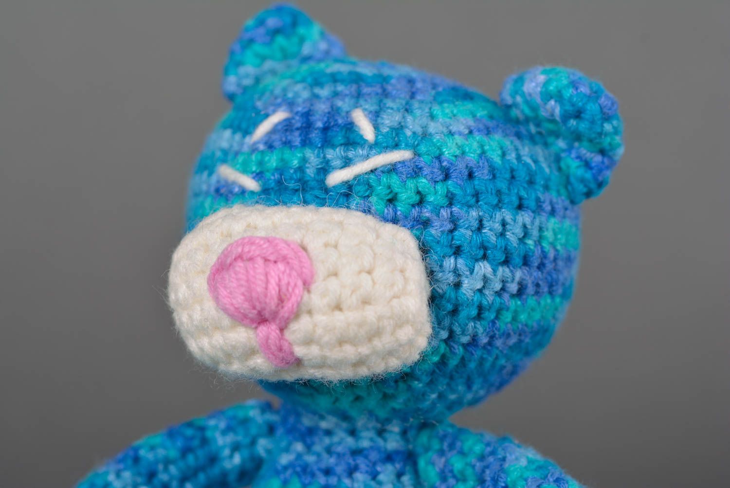 Jouet tricoté au crochet Peluche faite main Cadeau enfant original Chat bleu photo 2