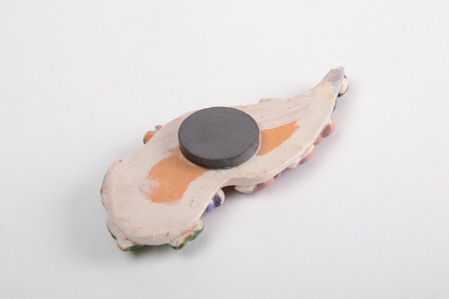 Глиняный магнит на холодильник расписанный красками ручной работы Цветы фото 4
