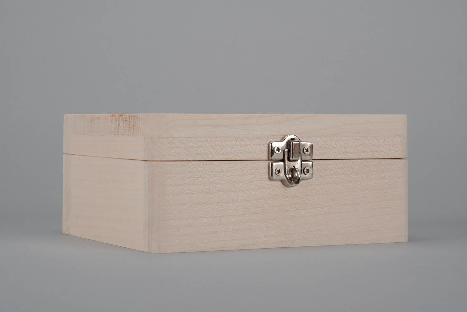 Wooden blank box with a latch photo 2