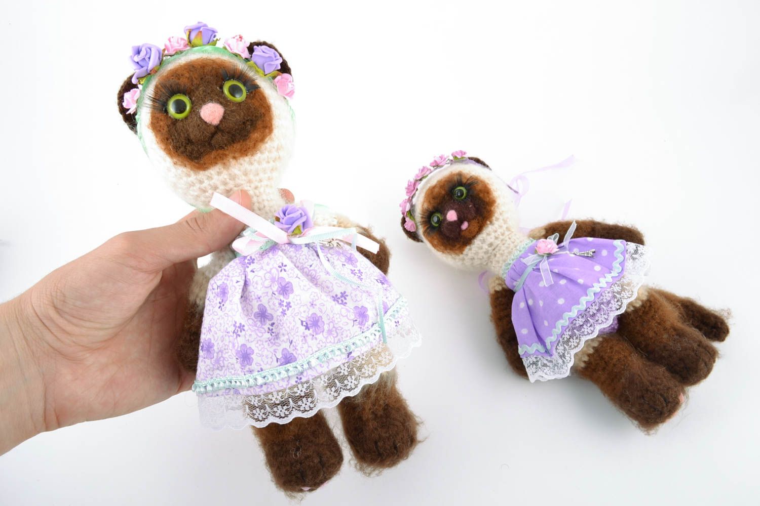 Set of unusual handmade soft toys crochet of wool 2 pieces nice cats photo 2