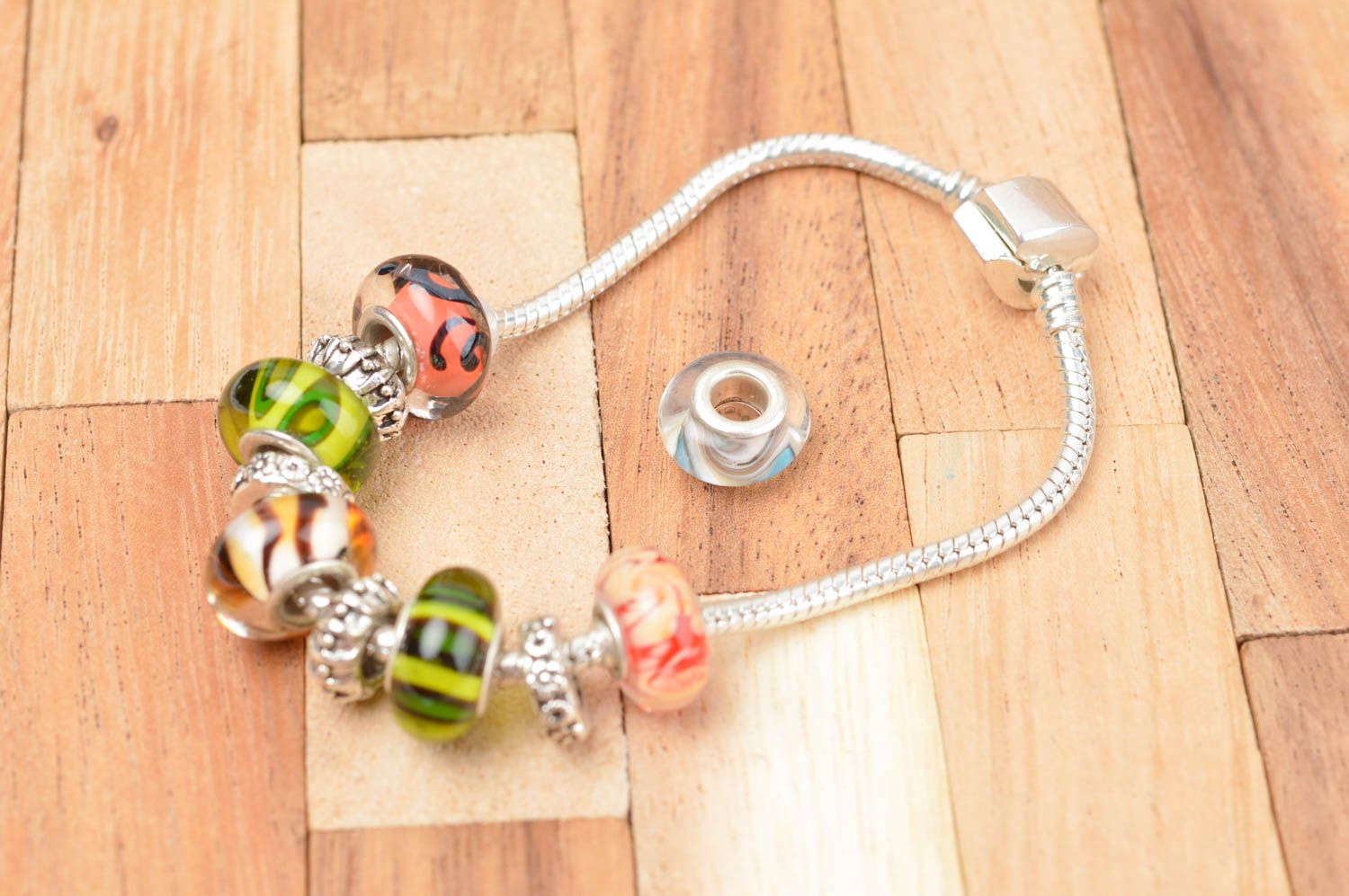 Stylish handmade glass bead lampwork ideas fashion accessories art and craft photo 4