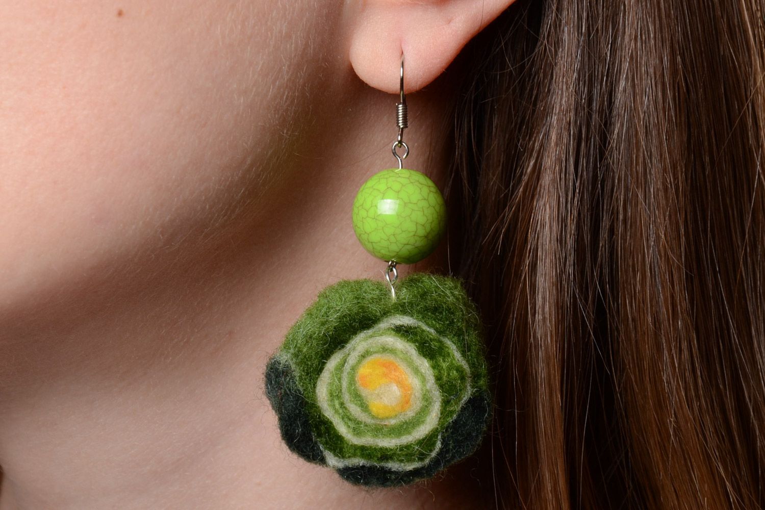 Handmade volume earrings made of wool using felting technique with green beads photo 1