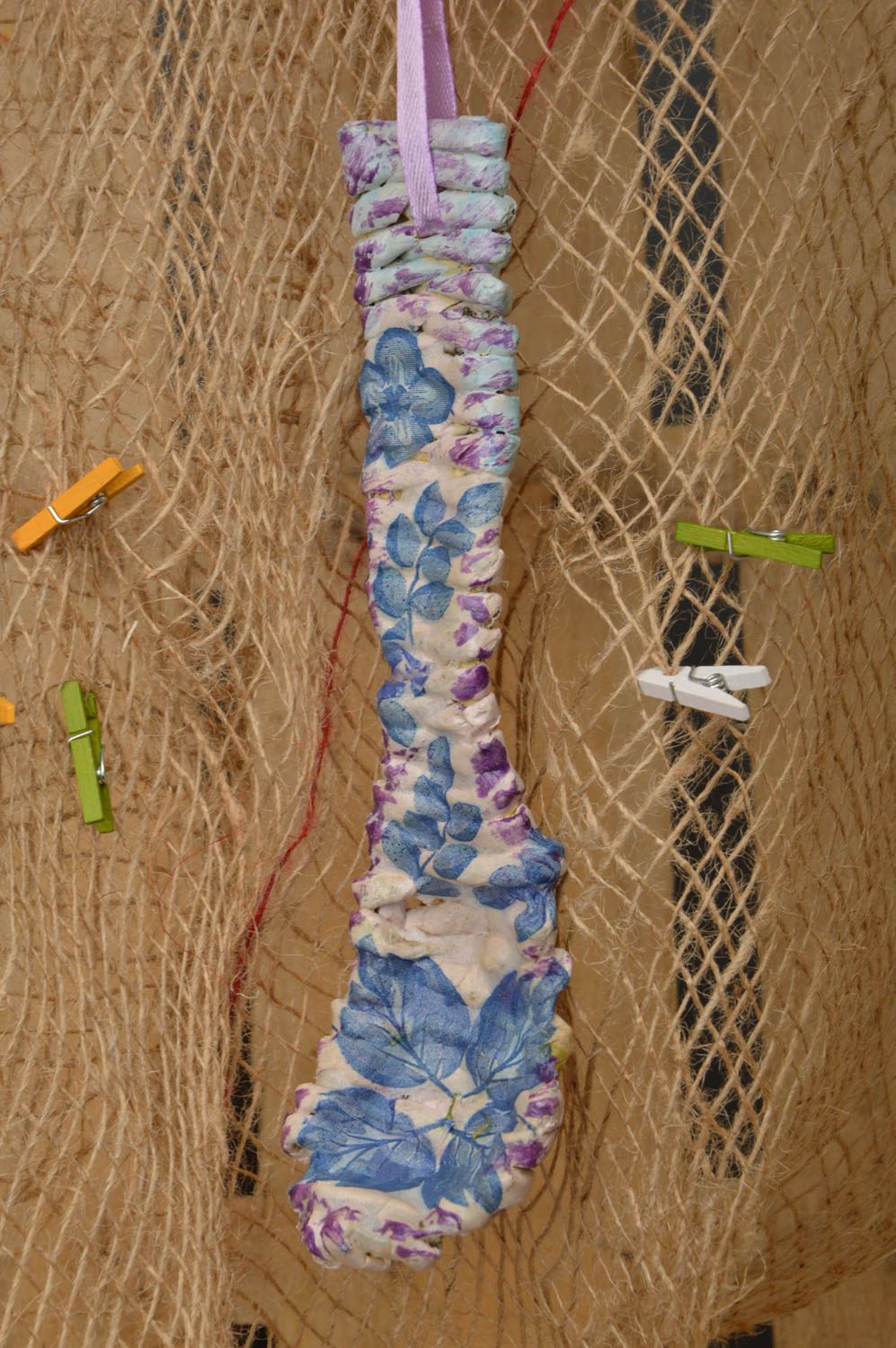 Ложка ручной работы декор для дома красивая плетеная ложка из бумажной лозы фото 1