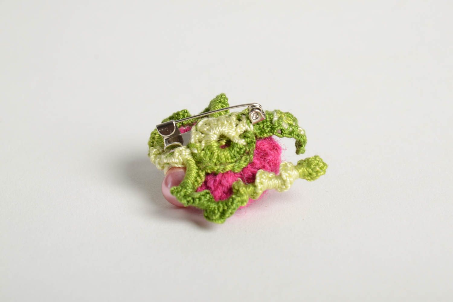 Handmade stylish brooch crocheted flower brooch fashion accessories for women photo 4