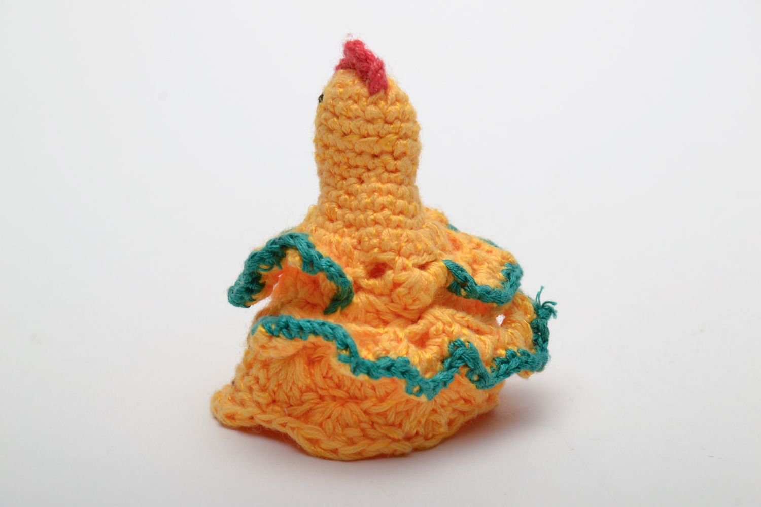 Petit jouet décoratif tricoté mou fait main en forme de poule orange mignonne photo 3