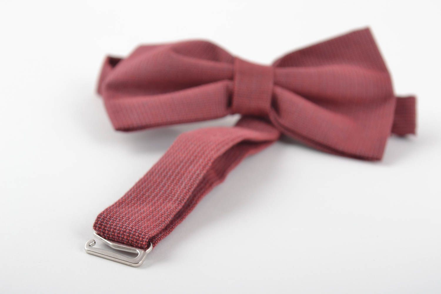 Beautiful handmade designer unisex fabric bow tie of claret color photo 4