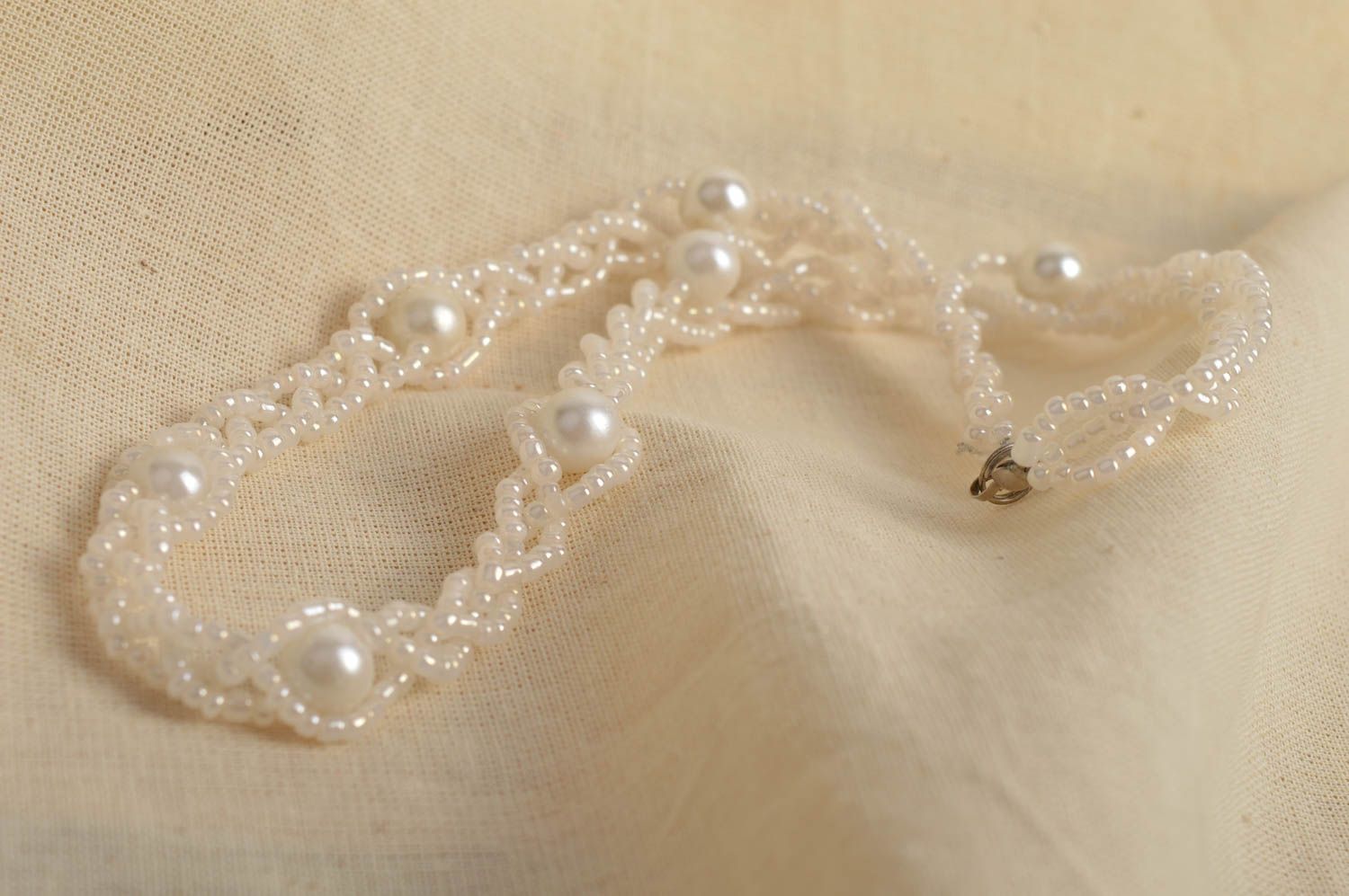 Collar de abalorios y perlas artesanal regalo original para mujer bisutería fina foto 1