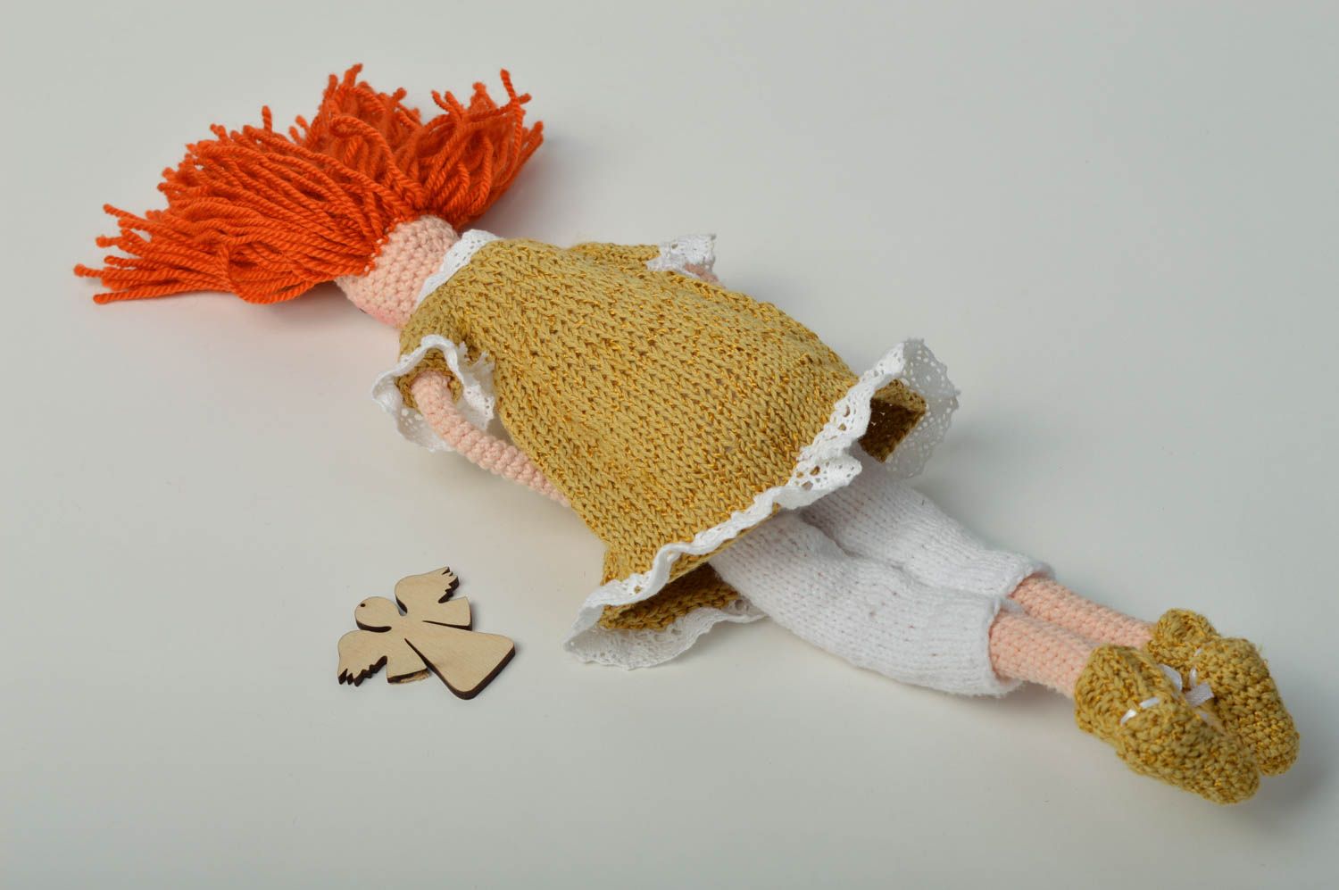 Poupée tricot Jouet fait main Cadeau enfant tricoté au crochet coton rousse photo 4