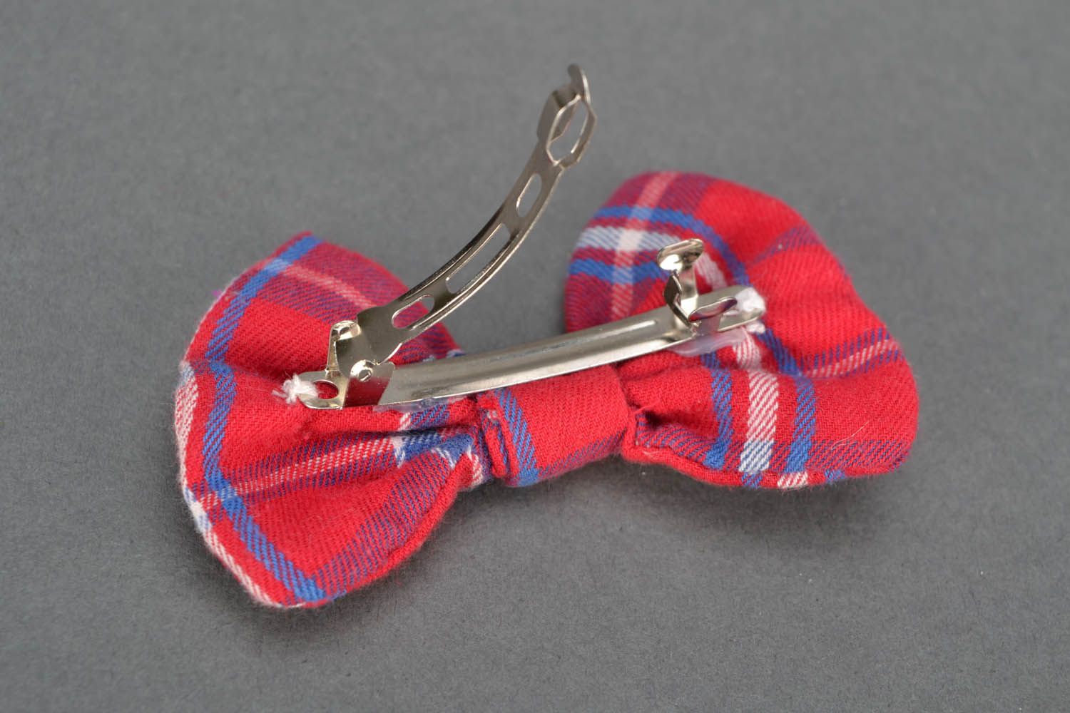 Automatic hair clip in the shape of a bow photo 5