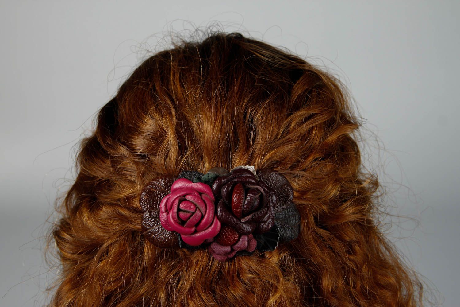 Handmade Haar Spange Accessoire für Haare Haarschmuck Blüten aus Leder foto 2