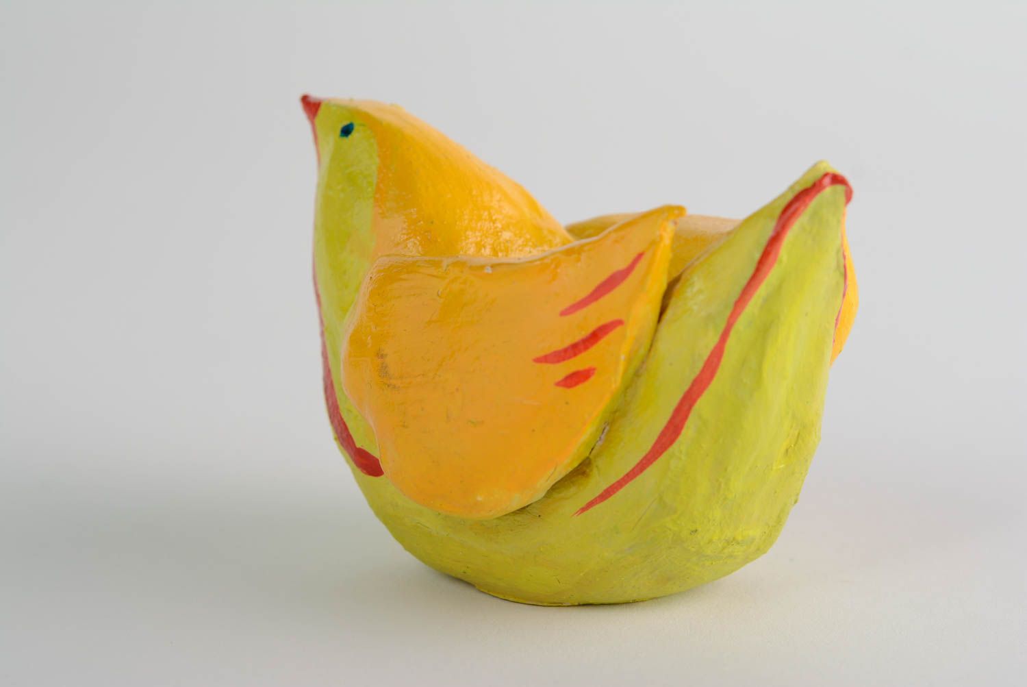 Petite figurine oiseau jaune en argile peinte de couleurs acryliques faite main photo 4