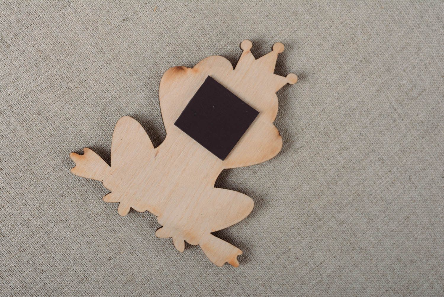 Motif en bois à décorer avec aimant Princesse grenouille fait main photo 2