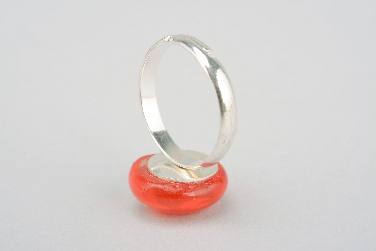 Handgemachter Ring aus Fusing Glas Koralle foto 5