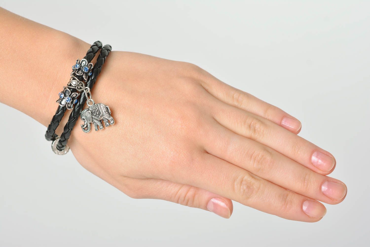 Браслет ручной работы дизайнерское украшение модные браслет черный со слоном фото 2