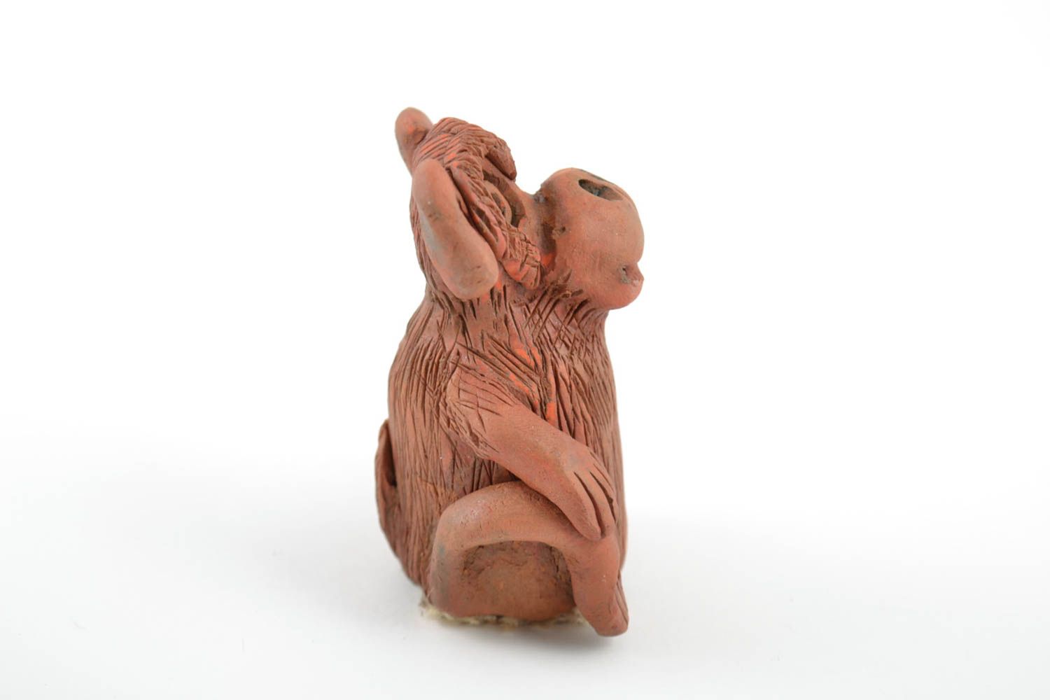Figura de arcilla roja artesanal con forma de mono pequeño marrón original foto 5